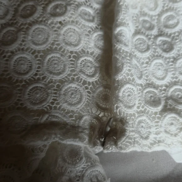 Lilly Pulitzer White Crochet Side Zip Lined Blouse Size Small - Picture 6 of 10